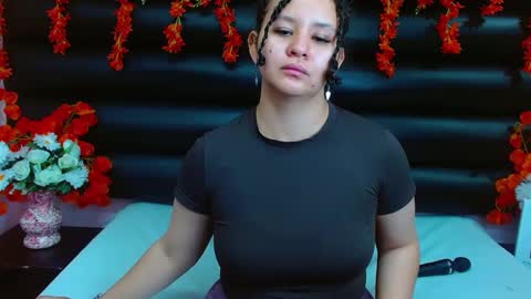 Snapshot of alasmith_ chatting on January 31, 2:04 am AlaSmith online show from January 31, 2:04 am