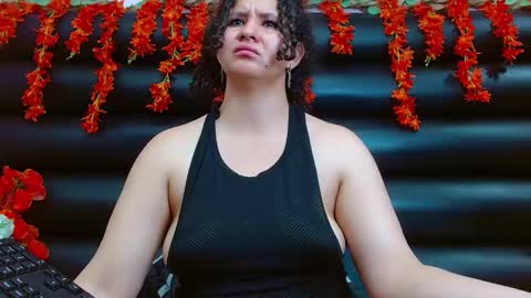 Snapshot of alasmith_ chatting on February 2, 8:35 am AlaSmith online show from February 2, 8:35 am