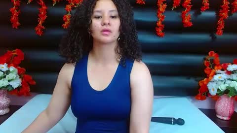 Snapshot of alasmith_ chatting on February 7, 2:19 am AlaSmith online show from February 7, 2:19 am