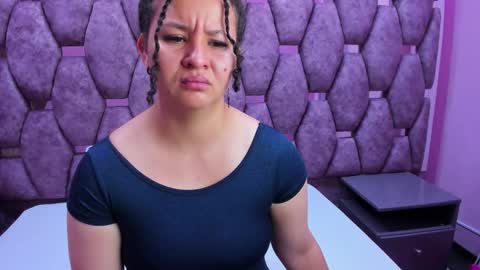 Snapshot of alasmith_ chatting on September 24, 2:15 am AlaSmith online show from September 24, 2:15 am