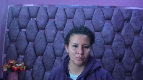 Snapshot of alasmith_ chatting on November 16, 1:55 am AlaSmith online show from November 16, 1:55 am