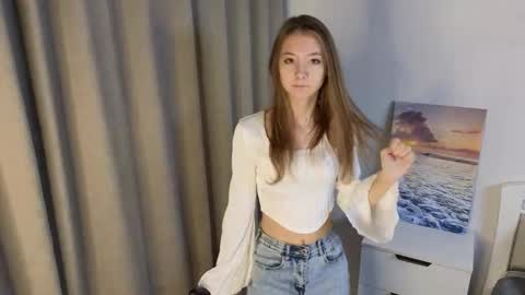 Lola online show from October 27, 3:10 am