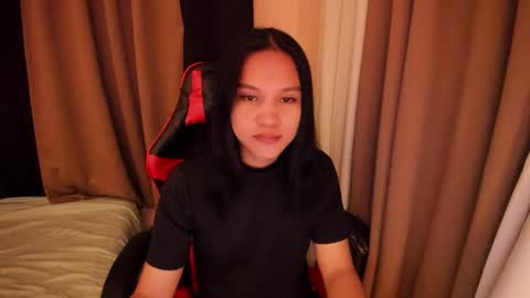 Snapshot of albedoxx chatting on March 3, 6:37 am Albedo online show from March 3, 6:37 am