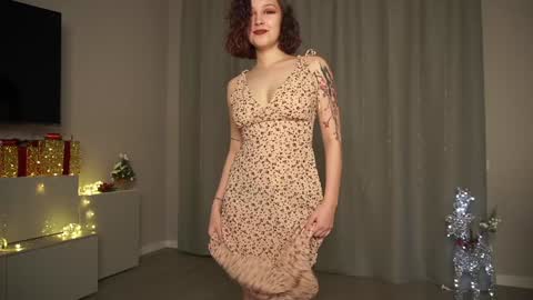 Hi all. My name is Stela and this is my first day here online show from January 21, 7:39 pm