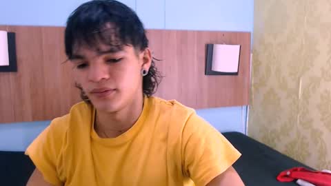 Snapshot of albertbernal69 chatting on February 10, 2:19 am Albert online show from February 10, 2:19 am