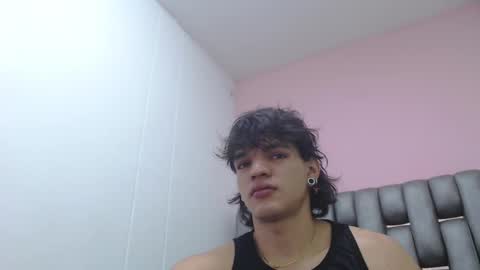 Snapshot of albertbernal69 chatting on March 8, 2:23 am Albert online show from March 8, 2:23 am