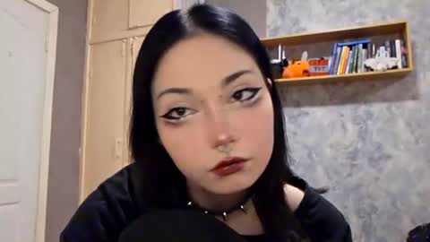 Im Katrina online show from November 5, 4:07 pm