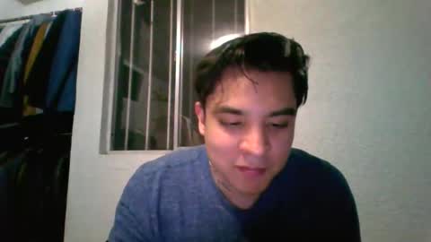 Snapshot of albertoarenas16 chatting on April 12, 2:16 am albertoarenas16 online show from April 12, 2:16 am