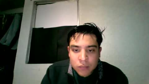Snapshot of albertoarenas16 chatting on May 24, 4:06 am albertoarenas16 online show from May 24, 4:06 am