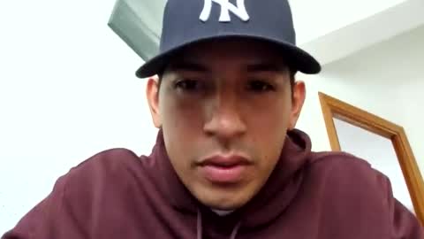 Snapshot of albertojosegonzalezlago chatting on November 1, 12:07 pm albertojosegonzalezlago online show from November 1, 12:07 pm