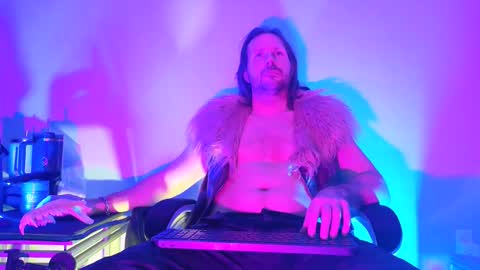 albinoadonis online show from November 1, 4:14 am