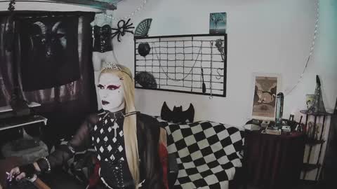 Snapshot of alchemymistic chatting on January 17, 7:05 pm Mistic witch online show from January 17, 7:05 pm