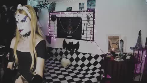 Snapshot of alchemymistic chatting on February 27, 9:14 pm Mistic witch online show from February 27, 9:14 pm