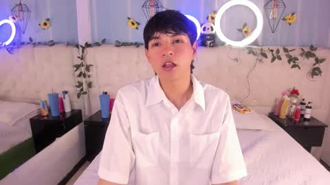 Snapshot of ale_aurarashi chatting on November 25, 3:17 am ale_aurarashi online show from November 25, 3:17 am