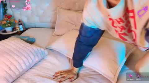 ale_aurarashi online show from March 13, 4:24 pm