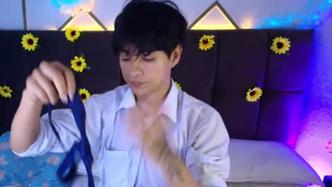 ale_aurarashi online show from April 18, 10:30 am