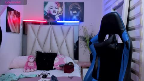 ale_noah_xxx online show from January 4, 3:18 am