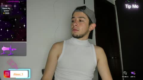 Snapshot of alecadrews_ chatting on January 17, 7:27 pm ALEC ANDREWS online show from January 17, 7:27 pm