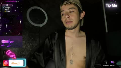 Snapshot of alecadrews_ chatting on February 25, 11:00 pm ALEC ANDREWS online show from February 25, 11:00 pm