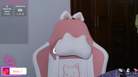 Snapshot of alecadrews_ chatting on September 30, 7:41 pm ALEC ANDREWS online show from September 30, 7:41 pm