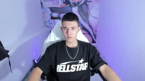 Snapshot of aleckk_boy chatting on November 24, 7:13 pm Aleck Boy online show from November 24, 7:13 pm