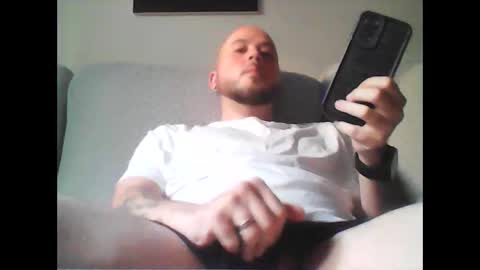 aleeexxxx4u online show from May 4, 6:42 am