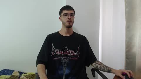 aleex_miller online show from October 4, 9:35 pm