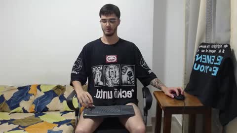 aleex_miller online show from October 19, 6:14 am