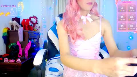 Snapshot of aleexx___ chatting on November 16, 10:21 am Alex online show from November 16, 10:21 am