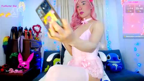 Snapshot of aleexx___ chatting on November 19, 5:46 pm Alex online show from November 19, 5:46 pm