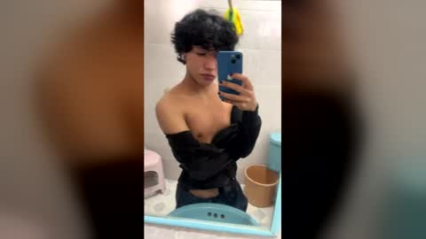alefemboy8117 online show from July 24, 9:35 pm