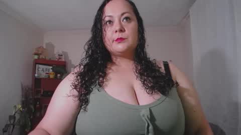 aleia taylor online show from February 15, 1:24 am