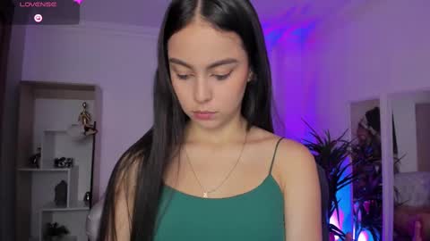 Alejandra online show from March 3, 2:26 pm