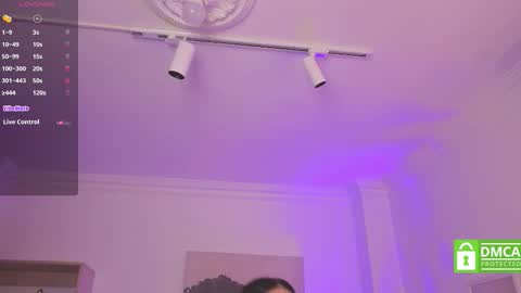 Alejandra online show from October 18, 11:44 am