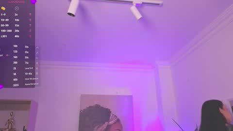 Alejandra online show from December 4, 11:30 am