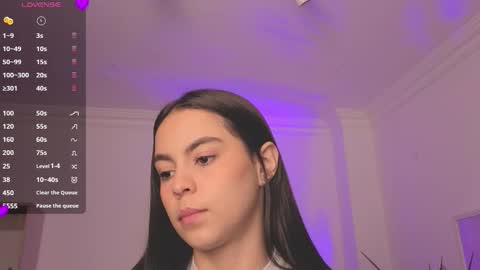 Alejandra online show from March 24, 11:15 am