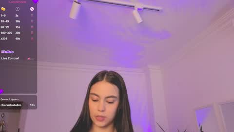 Alejandra online show from April 21, 11:38 am