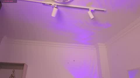 Alejandra online show from April 22, 11:23 am