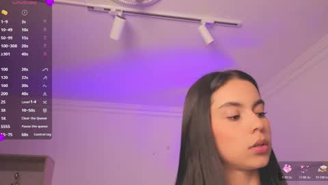 Alejandra online show from June 5, 11:38 am