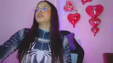 Aleja Harker  online show from January 29, 3:54 am