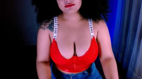 Alejandra  online show from February 3, 11:47 pm