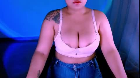 Alejandra  online show from September 12, 11:04 pm