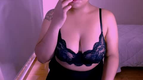 Snapshot of alejandra_conde chatting on May 31, 5:09 pm Alejandra online show from May 31, 5:09 pm