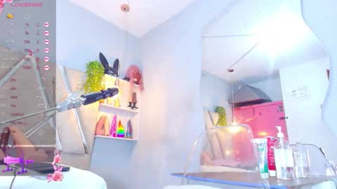 Snapshot of alejandra_martinss chatting on October 7, 9:56 pm alejandra martins online show from October 7, 9:56 pm