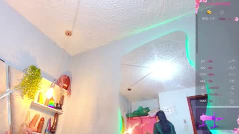 Snapshot of alejandra_martinss chatting on November 23, 1:11 pm alejandra martins online show from November 23, 1:11 pm