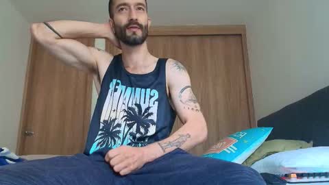 Alejandro Hernndez online show from October 11, 7:45 pm