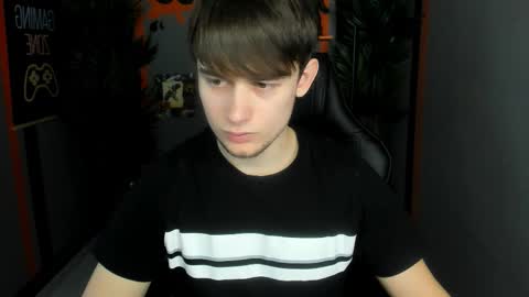 Snapshot of alejandro_ellias chatting on February 11, 6:07 am Alejandro online show from February 11, 6:07 am