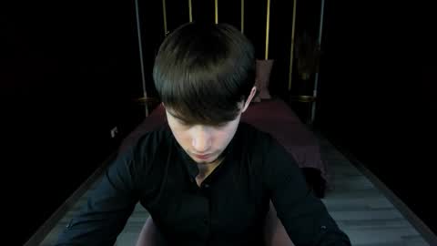 Snapshot of alejandro_ellias chatting on February 15, 7:51 am Alejandro online show from February 15, 7:51 am