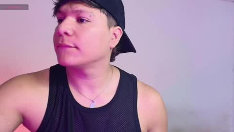 Snapshot of alejandro_vt chatting on October 9, 1:42 pm Alejandro G online show from October 9, 1:42 pm