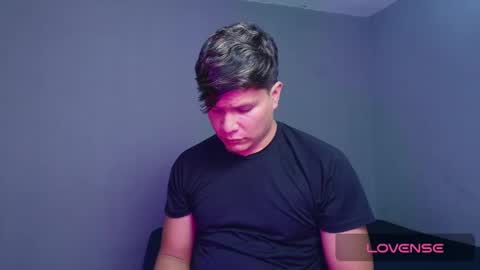 Snapshot of alejandro_vt chatting on October 27, 3:21 am Alejandro G online show from October 27, 3:21 am